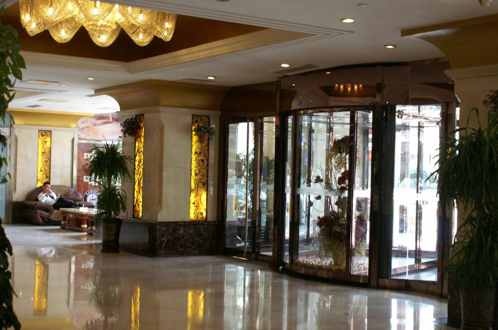 Dalian New Garden Hotel Bagian luar foto