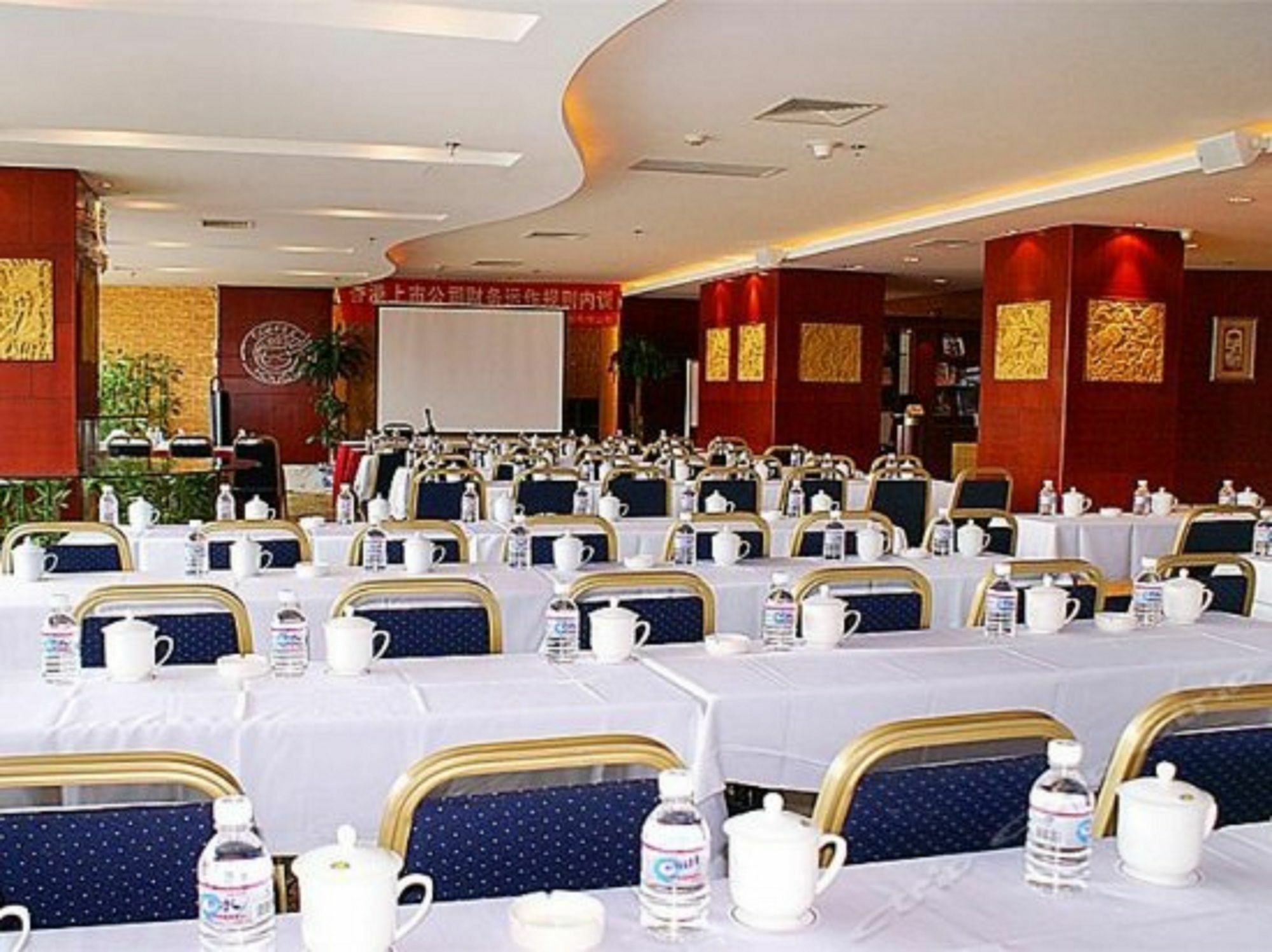 Dalian New Garden Hotel Bagian luar foto
